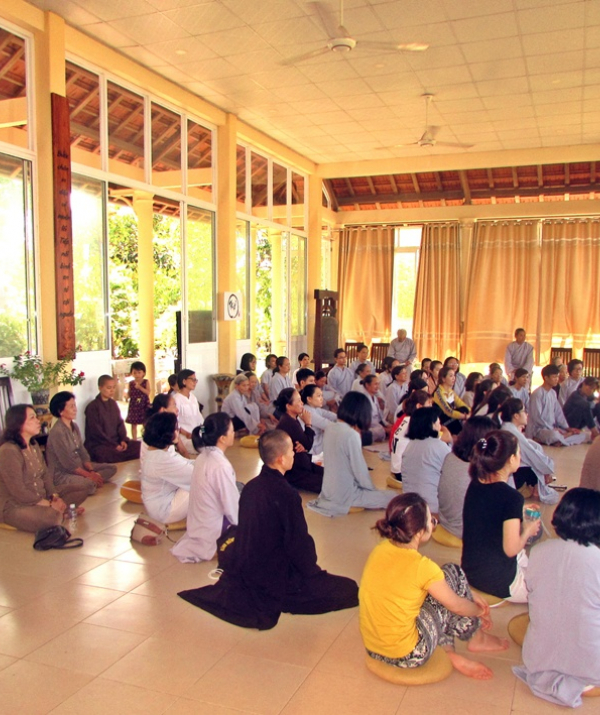 Văn học Phật giáo - Đến với Khóa tu Mùa Thu trên Kim Sơn
